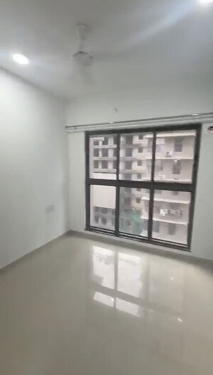 Room in 2 BHK Apartment at UK Iridium, Kandivali East – for Rent