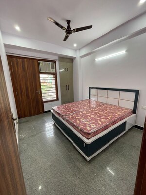 Bedroom in 2 BHK Builder Floor at Sector 57 – for Rent