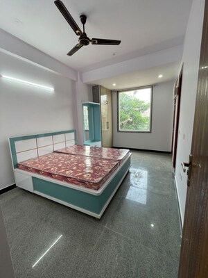 Living Room in 2 BHK Builder Floor at Sector 57 – for Rent