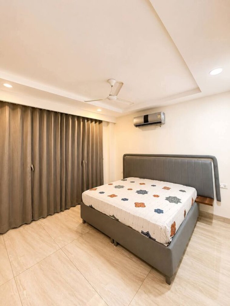 Cover Image, ashok vihar 4 Bedroom 2700 Sq.Ft. Builder Floor In Ashok Vihar Delhi 10558954