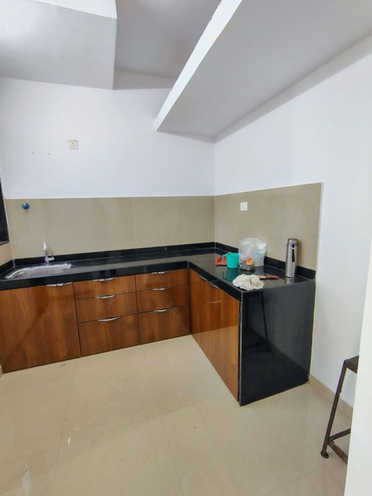Kitchen, city-view-building 1 Bedroom 530 Sq.Ft. Apartment In Worli Mumbai 10558962