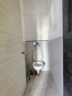 Bathroom in 1 BHK Apartment at City View Building, Worli – for Rent