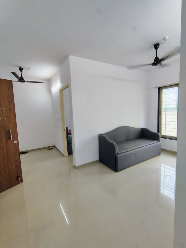 Bedroom, city-view-building 1 Bedroom 530 Sq.Ft. Apartment In Worli Mumbai 10558962