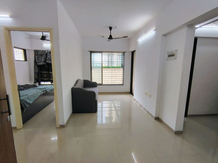 Living Room, city-view-building 1 Bedroom 530 Sq.Ft. Apartment In Worli Mumbai 10558962