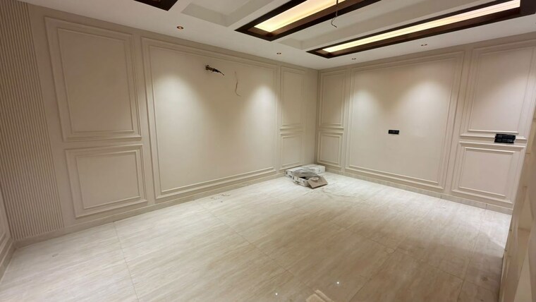 Room, sector 16 5 Bedroom 3150 Sq.Ft. Builder Floor In Sector 16 Faridabad 10558978