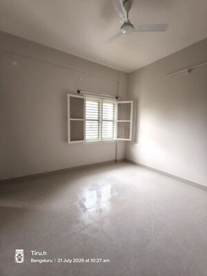 Room in 2 BHK Builder Floor at Hsr Layout – for Rent