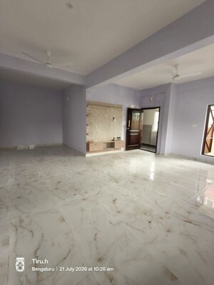 Room in 2 BHK Builder Floor at Hsr Layout – for Rent