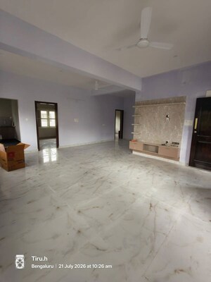 Room in 2 BHK Builder Floor at Hsr Layout – for Rent