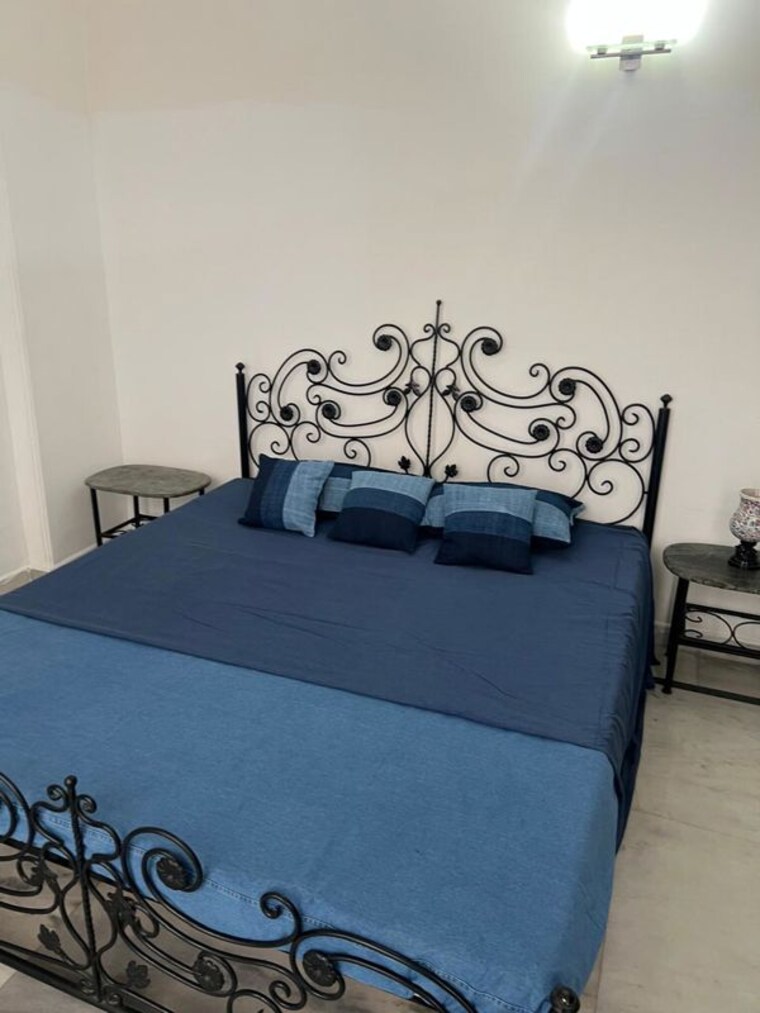 Bedroom, dlf phase ii 3 Bedroom 300 Sq.Yd. Builder Floor In Dlf Phase ii Gurgaon 10559044