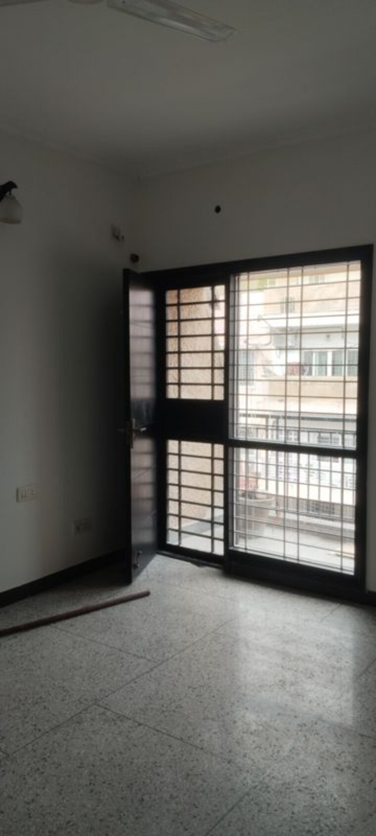 Room, sarita vihar 3 Bedroom 1950 Sq.Ft. Builder Floor In Sarita Vihar Delhi 10558839