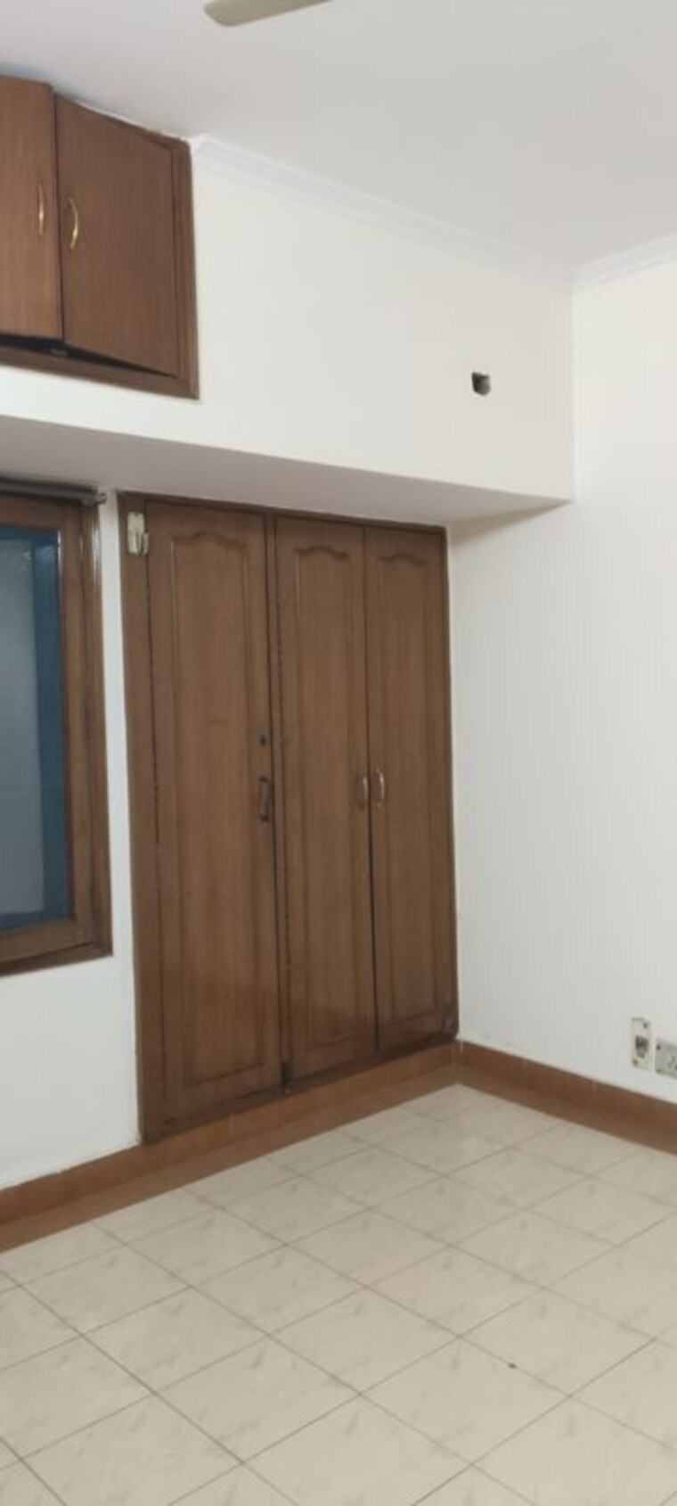 Bedroom, sarita vihar 3 Bedroom 1950 Sq.Ft. Builder Floor In Sarita Vihar Delhi 10558839