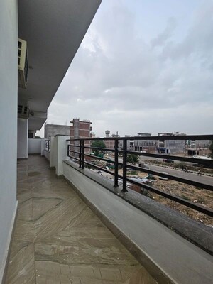 Balcony in 3 BHK Apartment at Omaxe Plaza, Sector 49 – for Rent