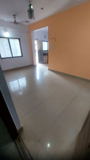 Room in 2 BHK Apartment at Manish Nagar – for Rent