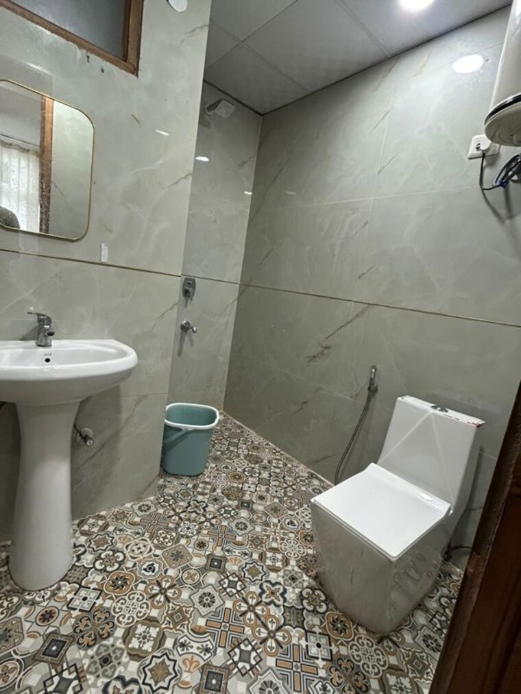 Bathroom, saviour-green-arch 3.5 Bedroom 1695 Sq.Ft. Apartment In Tech Zone 4 Greater Noida Greater Noida 10559061