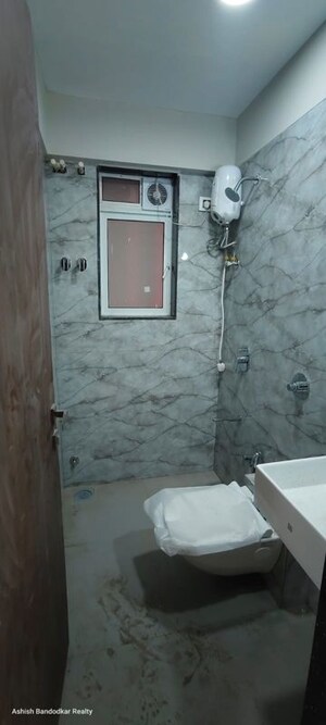 Bathroom in 1 BHK Apartment at Aim Horizon, Jogeshwari East – for Rent