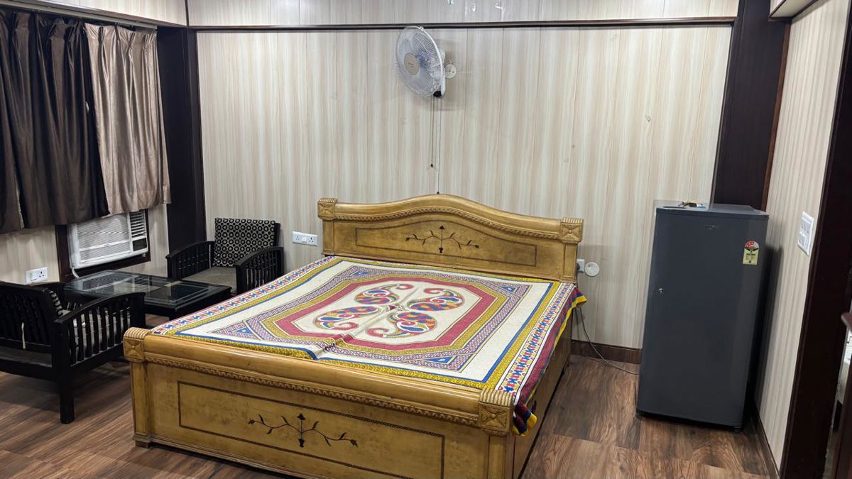 1 Rk  + Prayer Room 700 Sq.Ft. Builder Floor in Spazedge