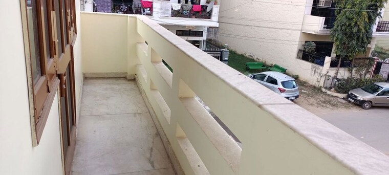 Balcony, kohli-one-malibu-town-plot 1 Bedroom 600 Sq.Ft. Builder Floor In Sector 47 Gurgaon 10559110