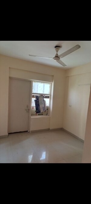 Room in 2 BHK Apartment at Adore Happy Homes, Sector 86 – for Sale