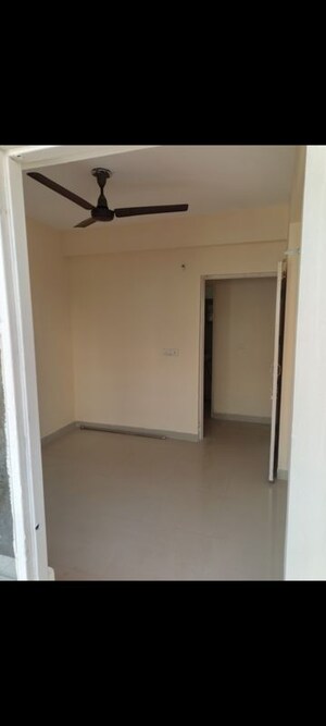 Room in 2 BHK Apartment at Adore Happy Homes, Sector 86 – for Sale