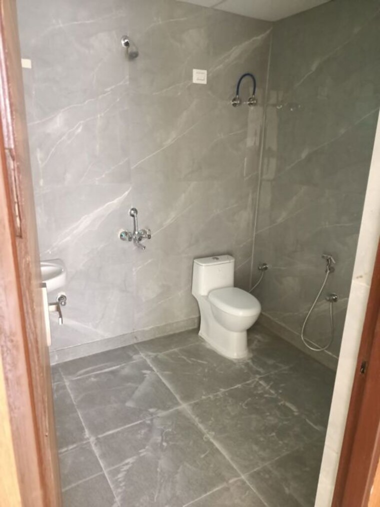 Bathroom, thv-vihaan-villa 3 Bedroom 1530 Sq.Ft. Builder Floor In Sector 10 Greater Noida Greater Noida 10559129