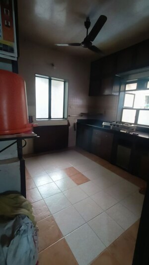 Kitchen in 1.5 BHK Apartment at Daulat Nagar – for Sale