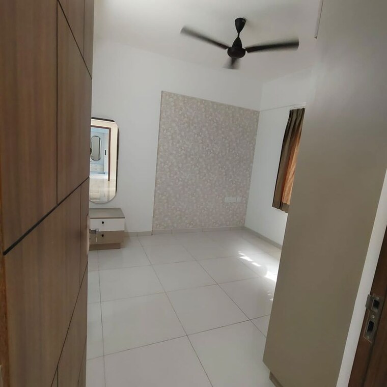 Bathroom, nambiar-millennia 2.5 Bedroom 1000 Sq.Ft. Apartment In Sarjapur Road Bangalore 10559161