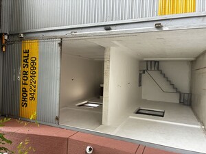  Shop For Rent in Anandwalli