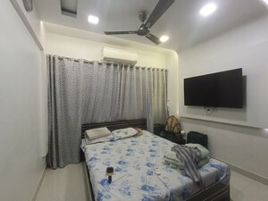 Bedroom in 2 BHK Apartment at Bhandup West – for Rent