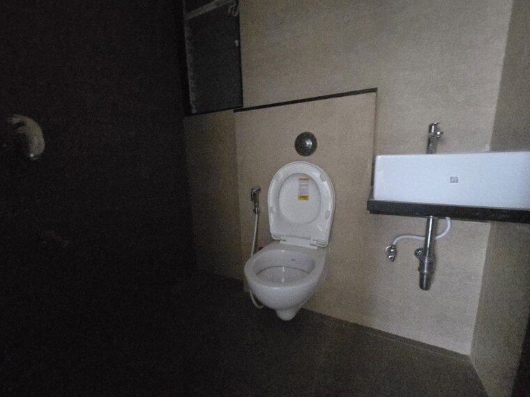 Bathroom, dem-icon 1 Bedroom 420 Sq.Ft. Apartment In Charkop Sector 2 Mumbai 10559201