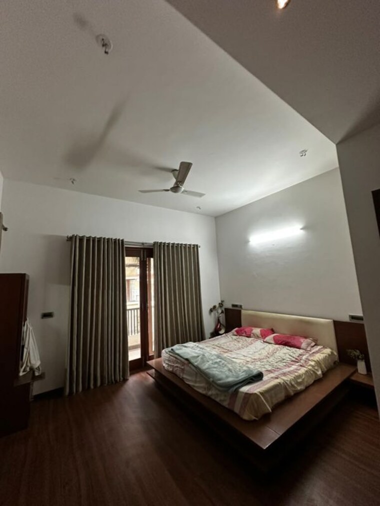 Bedroom, rahat-gardenia 6 Bedroom 5100 Sq.Ft. Villa In Whitefield Bangalore 10559241