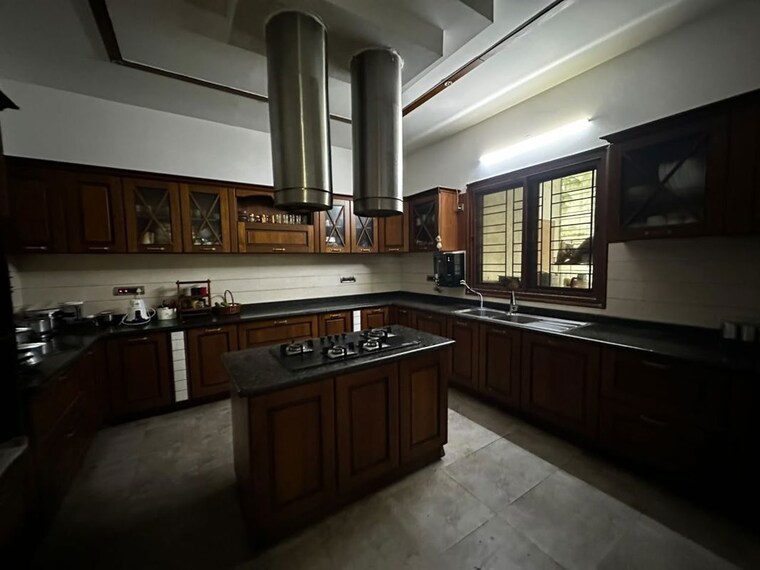 Kitchen, rahat-gardenia 6 Bedroom 5100 Sq.Ft. Villa In Whitefield Bangalore 10559241