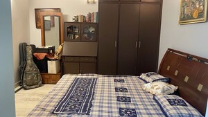 Bedroom in 6+ BHK Independent House at Palam Vihar – for Sale