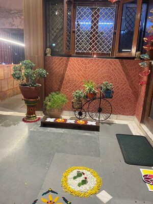 Bedroom in 6+ BHK Independent House at Palam Vihar – for Sale