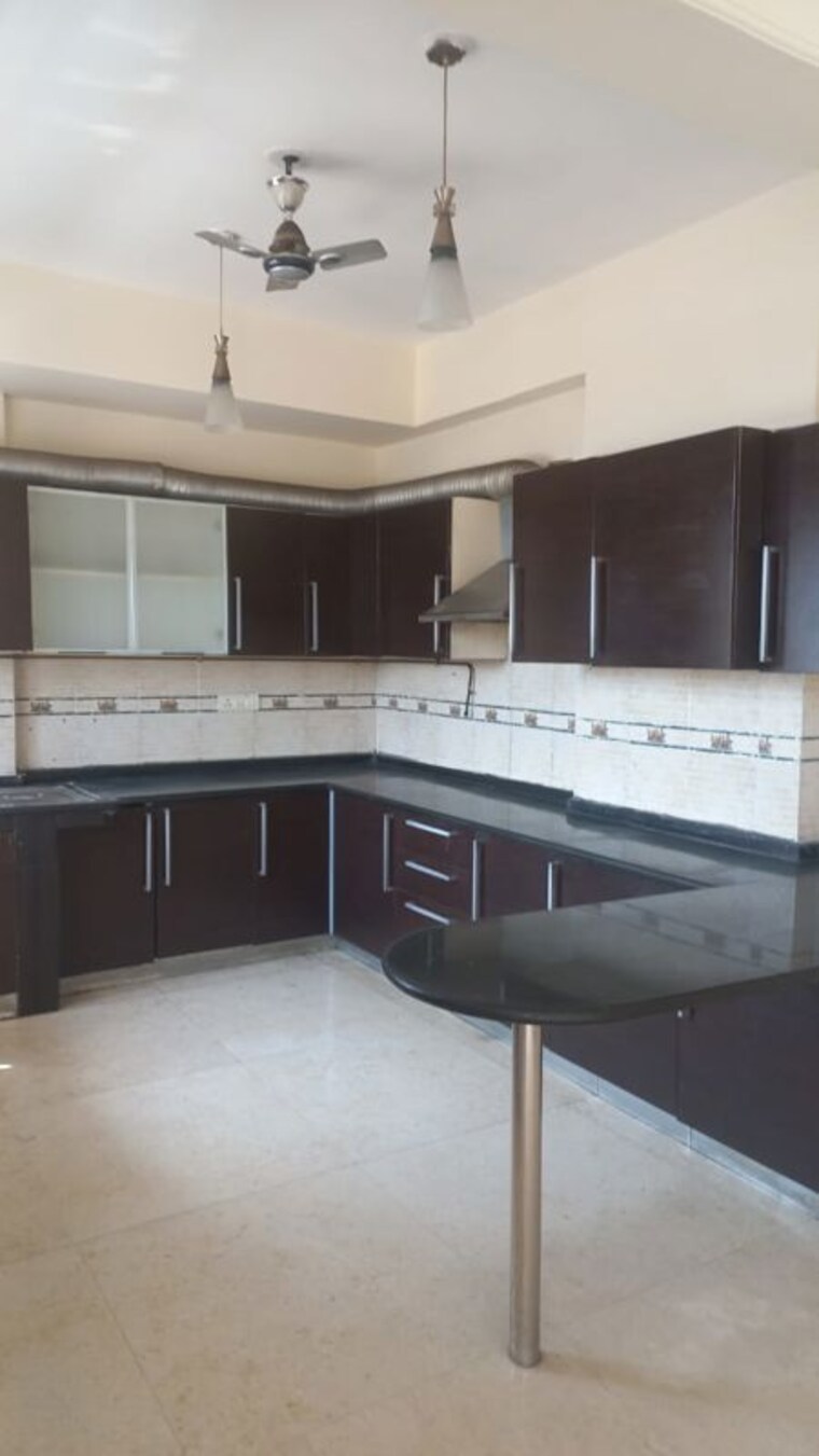 Kitchen, parsvnath-green-ville 3 Bedroom 1945 Sq.Ft. Apartment In Sector 48 Gurgaon 10559255