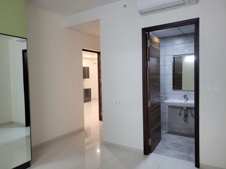 Room, jayabheri-the-summit 3 Bedroom 1860 Sq.Ft. Apartment In Narsingi Hyderabad 10559274