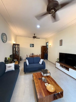 2 BHK Builder Floor For Rent in Nehru Enclave