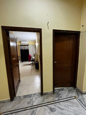 Room in 2 BHK Independent House at Sector 23 – for Rent