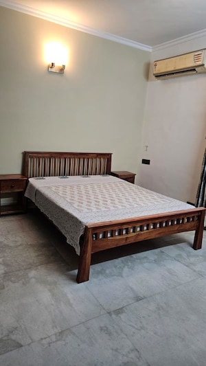 Bedroom in 3 BHK Builder Floor at Kalkaji – for Rent