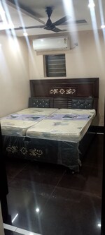 1 BHK + Store Room 500 Sq.Ft. Builder Floor in Swaran Nagri