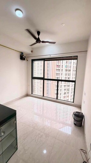 1 BHK Apartment For Rent in Lodha Crown Quality Homes, Majiwada
