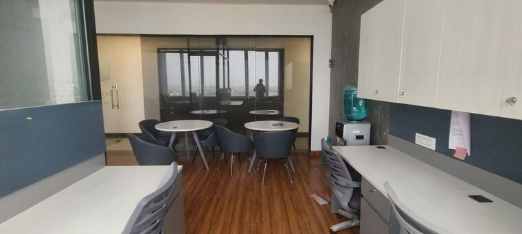 Team Area, rps-world-trade-center Commercial Office Space 34 Sq.Yd. In Sector 27c Faridabad 10559319