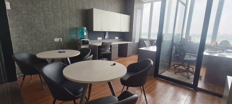 Team Area, rps-world-trade-center Commercial Office Space 34 Sq.Yd. In Sector 27c Faridabad 10559319
