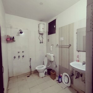 Team Area in 2 BHK Independent House at Sector 21 – for Rent