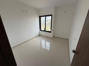 Room in 1 BHK Apartment at Kohinoor Sportsville, Hinjewadi – for Rent