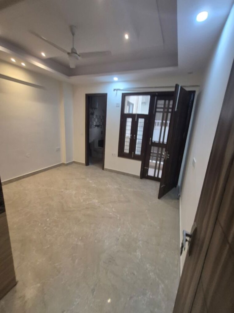 Room, sector 52 2 Bedroom 1400 Sq.Ft. Builder Floor In Sector 52 Gurgaon 10559442