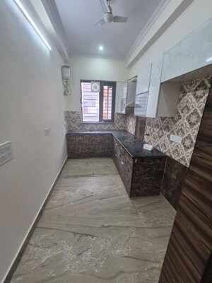 Living Room in 2 BHK Builder Floor at Sector 52 – for Rent