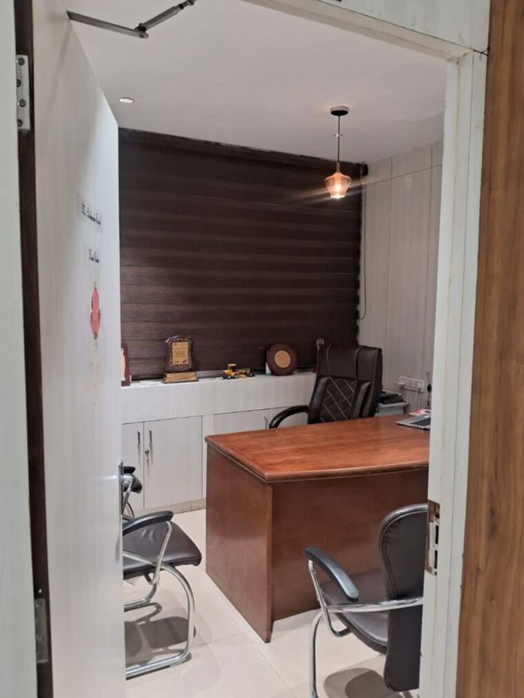 Bathroom, sector 9 Commercial Office Space 900 Sq.Ft. In Sector 9 Chandigarh 10559504
