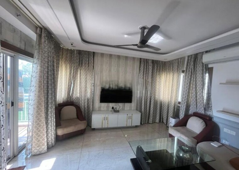 Living Room, experion-capital 4 Bedroom 2200 Sq.Ft. Apartment In Gomti Nagar Lucknow 10559480