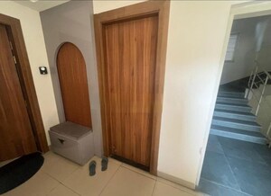 Furnished Amenities in 4 BHK Apartment at Experion Capital, Gomti Nagar – for Rent