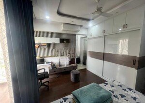 Living Room in 4 BHK Apartment at Experion Capital, Gomti Nagar – for Rent
